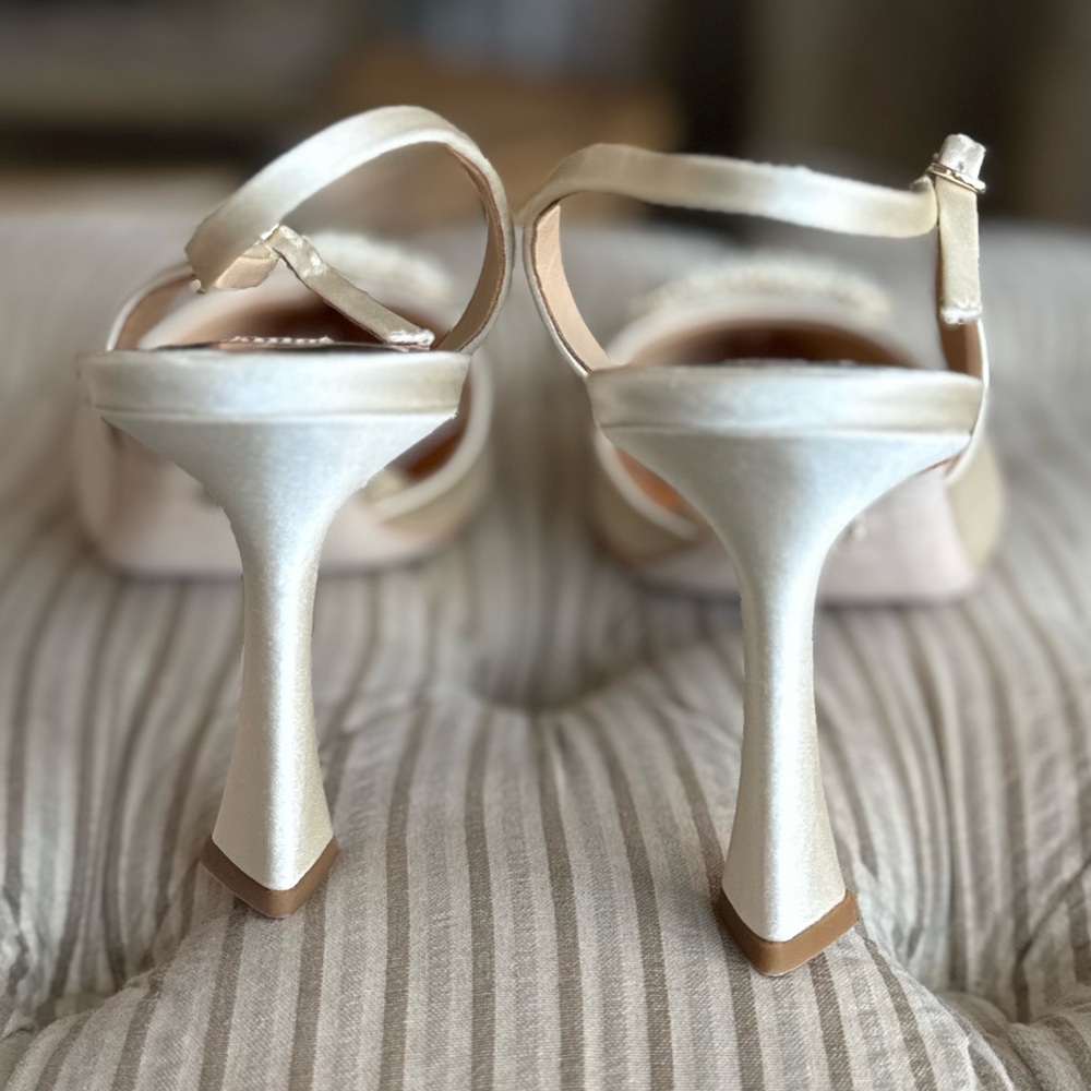 Badgley Mischka Ivory Satin Slingback Pumps with Crystal Buckle - Picture 8 of 12